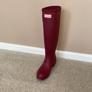 Hunter Books, never worn! New in Box!